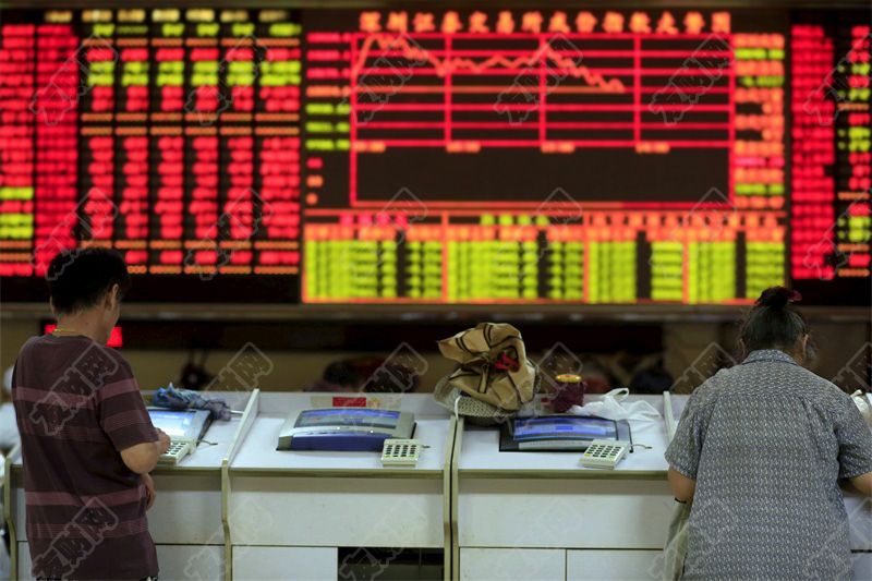 2025年01月12日:汇丰分析师预计在香港上市的中国股票将上涨21%